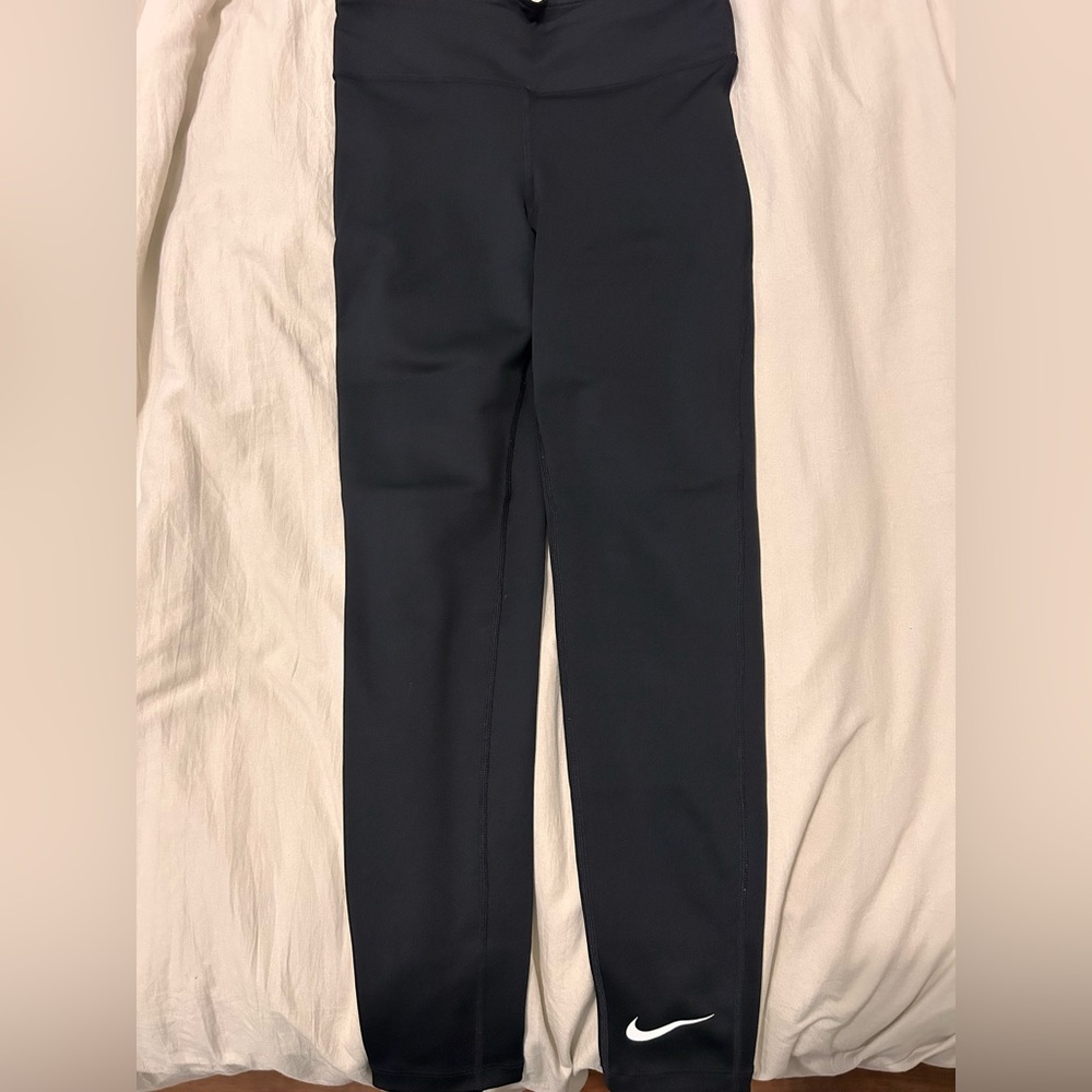 Nike Women’s Leggings | Black Medium, Dri-Fit, Tight Fit